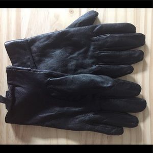 Black gloves